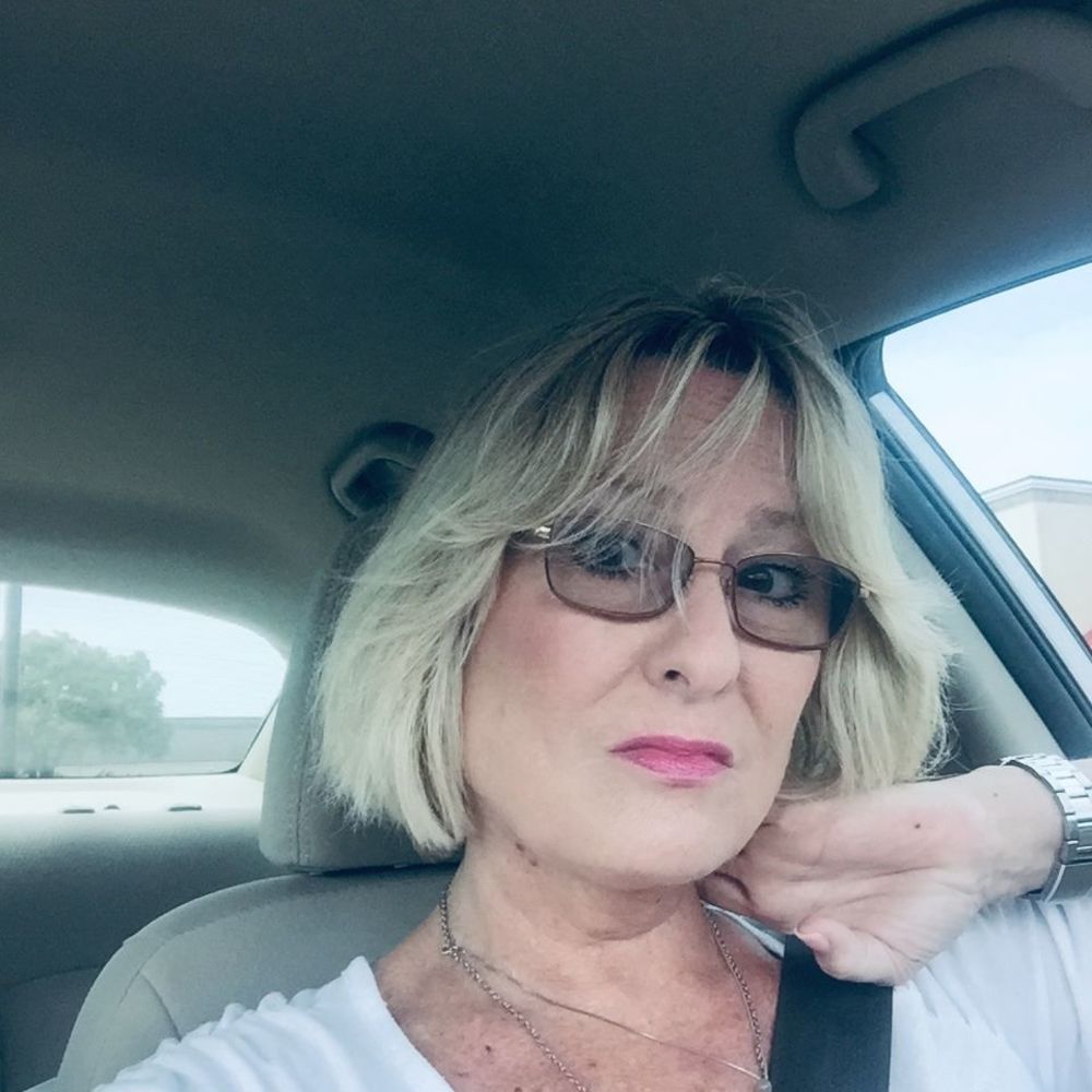 Meet your Posher, Tonya